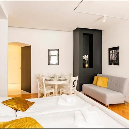 Gemuetliches Und Modernes Apartment,44 M² Виена Екстериор снимка