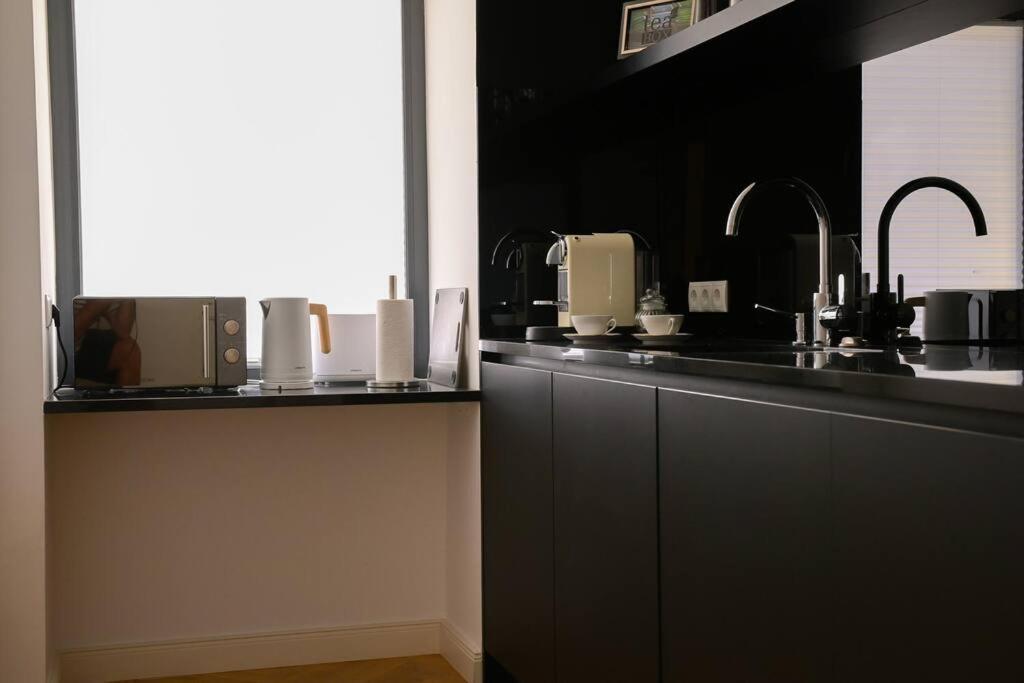 Gemuetliches Und Modernes Apartment,44 M² Виена Екстериор снимка