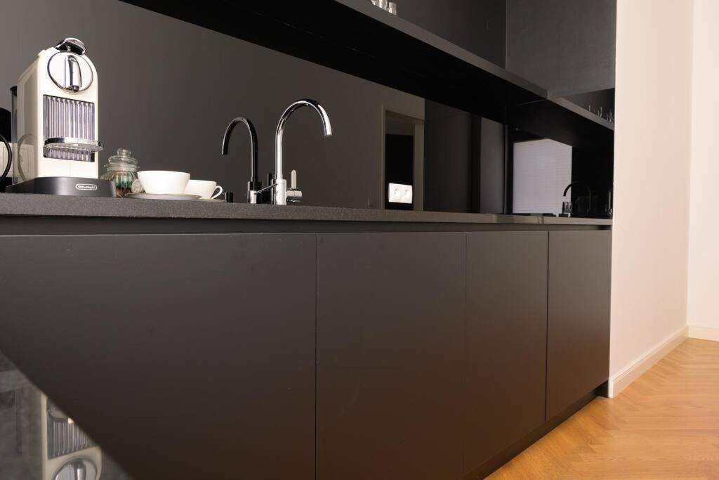 Gemuetliches Und Modernes Apartment,44 M² Виена Екстериор снимка