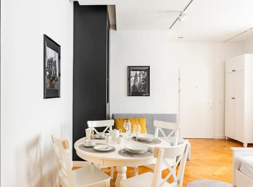 Gemuetliches Und Modernes Apartment,44 M² Виена Екстериор снимка
